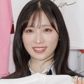 AKB48小栗有以、スラリ美脚輝く純白ミニスカコーデに絶賛の声「天使みたい」「スタイル抜群」 画像
