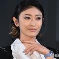 山田優、ミニ丈×シースルータイツから圧巻美脚披露【HUBLOT NIGHT】 画像