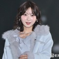 元日向坂46富田鈴花、淡色アウターでフェミニンな装い「冬らしくて可愛い」「上品で素敵」と注目集まる【ガルアワ2026A/W】 画像