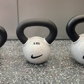 ビジュよし！宅トレのモチベが上がるNike Strength。ふわっと「筋トレしたいな～」って思う人、ギアから入るも手！ 画像
