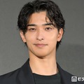 横浜流星×なにわ男子・道枝駿佑×SUPER EIGHT丸山隆平×藤井道人監督、釜山国際映画祭で集結 4ショットに「豪華すぎるメンツ」「イケメン揃い」反響相次ぐ 画像