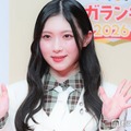 櫻坂46谷口愛季、ウエディングドレス風衣装姿に「美しすぎて見惚れる」「透明感すごい」と絶賛の声 画像