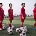中国、本気だぜ…「サッカー幼稚園」を全国に設立へ