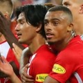 南野拓実、チェルシー守護神ケパから奪った「渾身2ゴール」がこれ