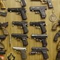 男性射殺の瞬間も…ウルグアイ優勝ファンが襲撃される衝撃映像
