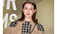 藤井サチ、イケメン夫顔出し 家族写真に反響「優しい笑顔」「幸せが溢れてる」 画像