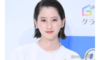 2児の母・河北麻友子、美太もものぞく大胆スリットコーデ披露「美脚すぎる」「ゴージャス感がたまらない」と反響 画像