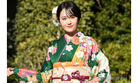 尾碕真花、25歳誕生日に幼少期ショット公開「当時から可愛い」「表情が今と変わらない」と反響 画像