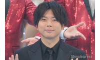 NEWS増田貴久、クリスマスショー内容をライブに採用？取材会で冗談連発「100個ぐらいはパクれる」 画像