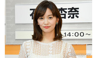 石橋杏奈、夫・パドレス松井裕樹投手と結婚7周年 家族5ショット公開「絵になる」「笑顔が眩しい」と反響 画像