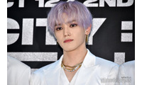 NCT 127テヨン、除隊後初のインスタ更新 上裸で肉体美・母とのハグショットも披露「おかえりなさい」「待ってたよ」の声 画像