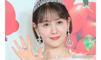 トリンドル玲奈、ドラマでの“整形前メイク”で別人級に「衝撃的」「二度見しても分からなかった」 画像