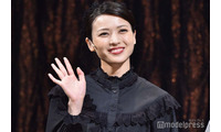 元-ute矢島舞美、美脚輝くベースボールシャツ×ショーパン姿「スタイル良すぎ」「脚のラインが美しい」と反響 画像