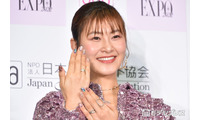 村上佳菜子、ばっさりショートで雰囲気ガラリ タンクトップ姿に「クールビューティー」「別人級」と反響 画像