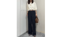 【ユニクロ】春ニットで作るきれいめパンツスタイル。上品さとこなれ感の秘訣は、上下のコントラスト【40代の毎日コーデ】 画像