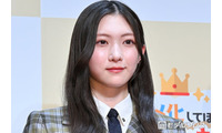 櫻坂46谷口愛季、ビッグサイズシャツから美脚スラリ「スタイルレベチ」「天使のような可愛さ」と反響 画像