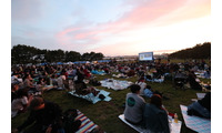 葛西臨海公園にて“屋外シネマフェス”が5月16日開催、上映作品はイルミネーションが贈る『FLY！／フライ！』 画像
