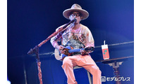 平井大、娘との手繋ぎショット公開「愛おしさが伝わってきて感動」「素敵な夢叶えてほしい」と反響 画像
