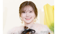白石麻衣、乃木坂46衣装姿で「美しくかっこいい自慢の後輩」と2ショット「推しが推しのドレス着てる」「美の権化」の声 画像
