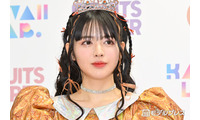FRUITS ZIPPER鎮西寿々歌、新カラーでイメチェン「透明感すごい」「大人の魅力増した」と反響 画像
