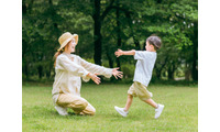 子どもの自立を妨げる「心のへその緒がつながっている」状態とは？母親が越えがちな「心の距離感」の保ち方【公認心理師が解説】 画像