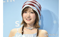 SAY MY NAME本田仁美、美ウエストチラリのへそ出しコーデ公開に反響「努力の賜物」「引き締まっててかっこいい」 画像