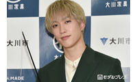 THE RAMPAGE藤原樹、鍛え上げられた腹筋のぞくライブ衣装ショットにファン歓喜「目が釘付け」「彫刻かと」 画像