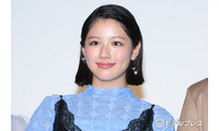 元日向坂46渡邉美穂、スリットから圧巻美脚のぞく「色っぽい」「スタイル抜群」と反響 画像