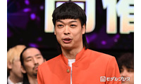 バッテリィズ・エース、父親が「カッコ良すぎて父親界のエース」M-1準優勝芸人公開の顔出しショットが話題「似てる」「渋くておしゃれでイケオジ」 画像
