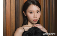 ばんばんざい・みゆ、ミニスカートから美脚スラリ「可愛さが増してる」「透明感レベチ」と反響 画像
