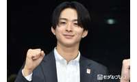 FANTASTICS澤本夏輝、甥っ子とディズニーへ「激甘で可愛い」「後ろ姿そっくり」の声 画像