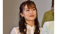 森高愛、ディズニーシーでのミニスカ姿に熱視線「スタイル抜群」「脚綺麗」 画像