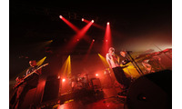次世代バンドChevon×Kroi、ジャンル超えた熱狂ステージで観客魅了 ツーマンライブ開催【MUSIC AWARDS JAPAN WEEK】 画像