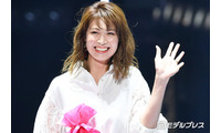 木村沙織、3歳息子とのコンビニお買い物ショットに反響「しっかり両手で持ってて可愛い」「真剣で愛おしい」 画像