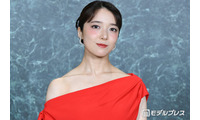 上白石萌音、ワンショルダードレスで美デコルテ際立つ ほっぺハートも照れながら披露【Mrs. GREEN APPLE presents「CEREMONY」】 画像