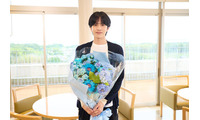 志尊淳・京本大我の“ミンタク”コンビ、クランクアップ 志尊は難役演じ切る「感謝の気持ちでいっぱい」 【10回切って倒れない木はない】 画像