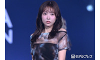 FRUITS ZIPPER櫻井優衣、透け感コーデでオーラ全開 笑顔封印ランウェイに釘付け【オキコレ2026】 画像