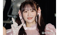＝LOVE音嶋莉沙、制服衣装で美脚際立つ 東京ドームショット公開「華がある」「スタイル良すぎ」と反響 画像