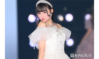 人気アイドルメンバー「金髪もだいすき？」印象ガラリの加工ショットに「違和感ない」「海外のお人形さんみたい」の声 画像