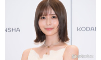 長濱ねる、美しいデコルテ際立つオフショル姿披露「ドキッとした」「ラインが美しい」 画像