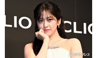 IVEユジン、純白キャミソールで素肌輝く「ナチュラル美人」「透明感すごい」と絶賛の声 画像
