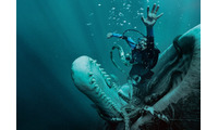 クジラの体内から脱出しろ！絶体絶命のサバイバルスリラー『クジラに落ちた男』ポスター＆場面写真 画像