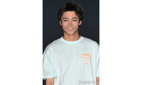 WATWING八村倫太郎、シンプル白Tコーデ 満面の笑顔でウインク「射抜かれた」「キラキラでまぶしい」【TGC新潟2026】 画像