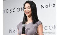 紅蘭、娘との密着ショット公開「かっこいい親子」「雰囲気そっくり」と反響 画像