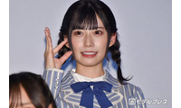 元日向坂46メンバー、白ノースリワンピの夏コーデ披露「透明感すごい」「ひまわり畑にぴったり」 画像