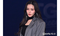せいせい、美脚際立つガーター網タイツ×ショーパンコーデに反響「セクシーすぎる」「着こなせるの凄い」の声 画像