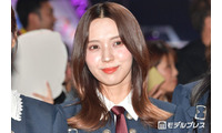 元櫻坂46小林由依、美脚際立つショーパンルームウェア姿＆寝そべりショットにファン悶絶「彼女感半端ない」「天使の可愛さ」 画像