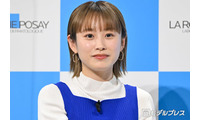 高橋愛、夫・あべこうじとの密着オフショット公開「距離感にキュン」「素敵な夫婦」 画像