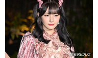 登録者数140万超美人YouTuber、色白美腕際立つノースリシャツコーデに絶賛の声「誰もが振り返る可愛さ」「透明感レベチ」と反響 画像
