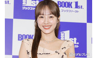 前田希美「久々に一緒に写真撮りました」車内での夫婦2ショットに反響「美男美女」「オシャレな2人」 画像